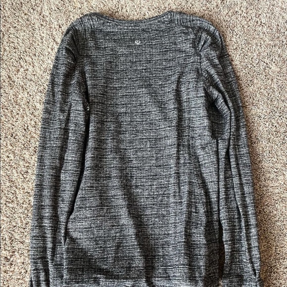 Lululemon Workout Top - Picture 2 of 2